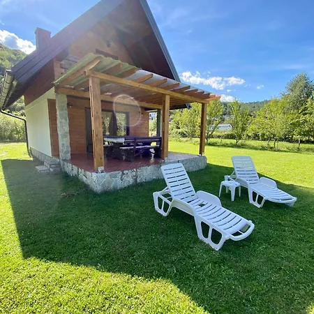 Deni&dino Holiday home Lohovo
